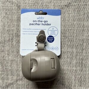 Ubbi On-the-Go Grey Baby Infant Pacifier Holder NEW